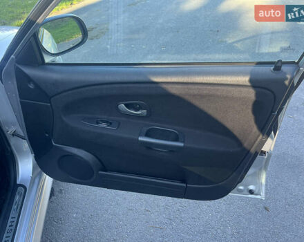 Серый Мицубиси Харизма, объемом двигателя 1.8 л и пробегом 214 тыс. км за 5650 $, фото 23 на Automoto.ua