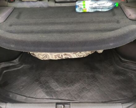 Серый Мицубиси Харизма, объемом двигателя 1.6 л и пробегом 330 тыс. км за 2800 $, фото 20 на Automoto.ua