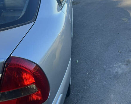 Серый Мицубиси Харизма, объемом двигателя 1.8 л и пробегом 214 тыс. км за 5650 $, фото 6 на Automoto.ua