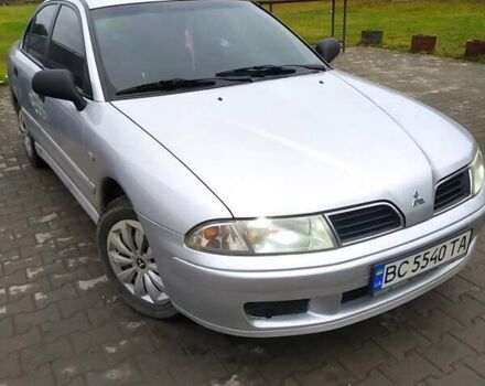 Сірий Міцубісі Харизма, об'ємом двигуна 1.6 л та пробігом 330 тис. км за 2800 $, фото 1 на Automoto.ua