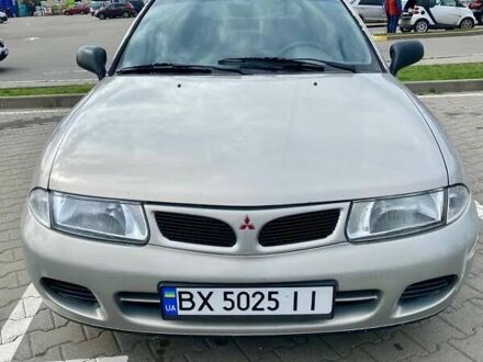 Мицубиси Харизма 1997 в Виннице на Automoto.ua Серый Мицубиси Харизма, объемом двигателя 1.6 л и пробегом 480 тыс. км за 2999 $, фото 1 на Automoto.ua