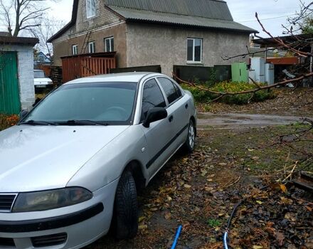 Міцубісі Харизма 2000 у Дніпро (Дніпропетровську) на Automoto.ua Сірий Міцубісі Харизма, об'ємом двигуна 1.6 л та пробігом 330 тис. км за 2000 $, фото 1 на Automoto.ua