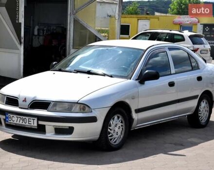 Мицубиси Харизма 2000 в Львове на Automoto.ua Серый Мицубиси Харизма, объемом двигателя 1.6 л и пробегом 380 тыс. км за 2200 $, фото 1 на Automoto.ua