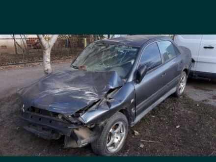 Міцубісі Харизма 2002 у Одесі на Automoto.ua Сірий Міцубісі Харизма, об'ємом двигуна 2 л та пробігом 200 тис. км за 966 $, фото 1 на Automoto.ua