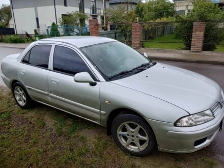 Міцубісі Харизма 2003 у Львові на Automoto.ua Сірий Міцубісі Харизма, об'ємом двигуна 1.6 л та пробігом 400 тис. км за 2500 $, фото 1 на Automoto.ua