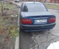 Синий Мицубиси Харизма, объемом двигателя 1.6 л и пробегом 450 тыс. км за 1800 $, фото 6 на Automoto.ua