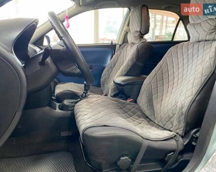 Синий Мицубиси Харизма, объемом двигателя 1.6 л и пробегом 346 тыс. км за 2990 $, фото 17 на Automoto.ua