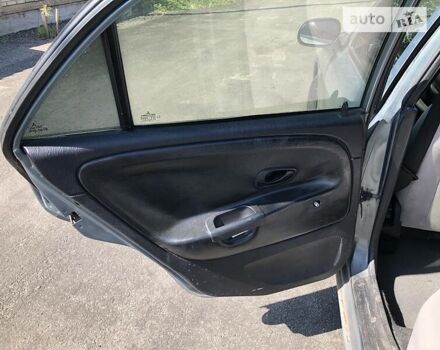 Синий Мицубиси Харизма, объемом двигателя 1.6 л и пробегом 190 тыс. км за 2600 $, фото 11 на Automoto.ua