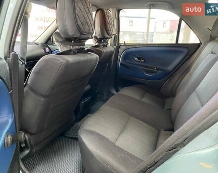 Синий Мицубиси Харизма, объемом двигателя 1.6 л и пробегом 346 тыс. км за 2990 $, фото 24 на Automoto.ua