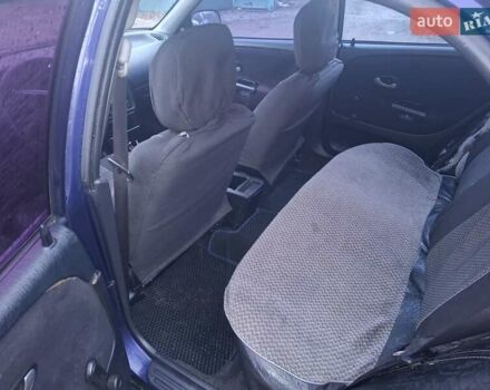 Синій Міцубісі Харизма, об'ємом двигуна 1.83 л та пробігом 190 тис. км за 2200 $, фото 7 на Automoto.ua