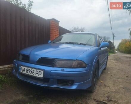 Міцубісі Харизма 2001 у Києві на Automoto.ua Синій Міцубісі Харизма, об'ємом двигуна 1.83 л та пробігом 230 тис. км за 2200 $, фото 1 на Automoto.ua