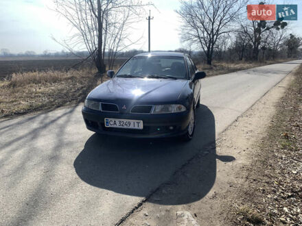 Мицубиси Харизма 2001 в Умани на Automoto.ua Синий Мицубиси Харизма, объемом двигателя 1.87 л и пробегом 380 тыс. км за 3900 $, фото 1 на Automoto.ua