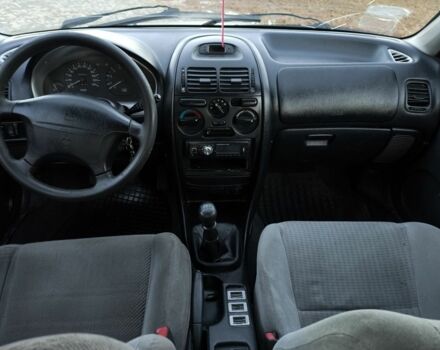 Зелений Міцубісі Харизма, об'ємом двигуна 1.6 л та пробігом 357 тис. км за 1499 $, фото 21 на Automoto.ua