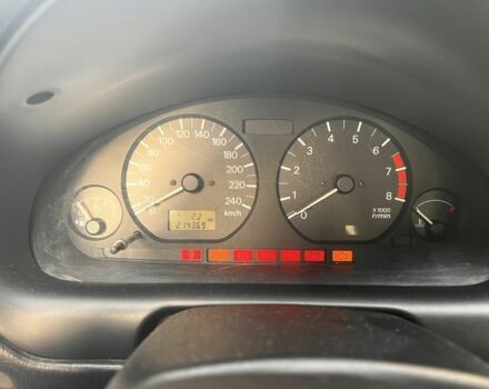 Зеленый Мицубиси Харизма, объемом двигателя 1.6 л и пробегом 211 тыс. км за 3200 $, фото 2 на Automoto.ua