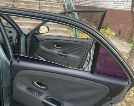 Міцубісі Харизма 2003 у Дніпро (Дніпропетровську) на Automoto.ua Зелений Міцубісі Харизма, об'ємом двигуна 1.6 л та пробігом 267 тис. км за 2700 $, фото 8 на Automoto.ua