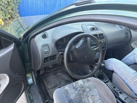 Мицубиси Харизма 1998 в Днепре (Днепропетровске) на Automoto.ua Зеленый Мицубиси Харизма, объемом двигателя 1.6 л и пробегом 320 тыс. км за 2500 $, фото 1 на Automoto.ua