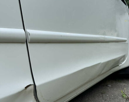 Білий Міцубісі Кольт, об'ємом двигуна 1.3 л та пробігом 168 тис. км за 3900 $, фото 3 на Automoto.ua