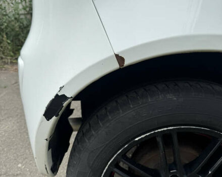 Білий Міцубісі Кольт, об'ємом двигуна 1.3 л та пробігом 168 тис. км за 3900 $, фото 6 на Automoto.ua