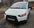 Белый Мицубиси Кольт, объемом двигателя 1.33 л и пробегом 150 тыс. км за 3600 $, фото 1 на Automoto.ua