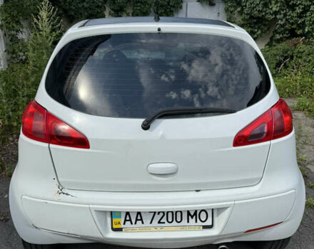 Білий Міцубісі Кольт, об'ємом двигуна 1.3 л та пробігом 168 тис. км за 3900 $, фото 1 на Automoto.ua