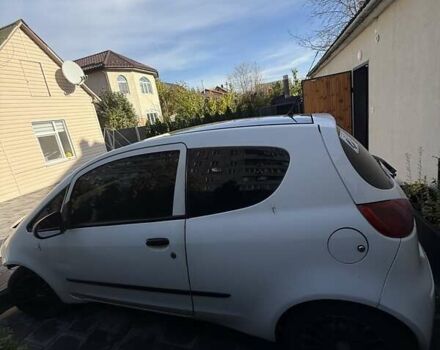 Белый Мицубиси Кольт, объемом двигателя 1.33 л и пробегом 305 тыс. км за 2500 $, фото 4 на Automoto.ua