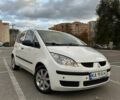 Белый Мицубиси Кольт, объемом двигателя 1.3 л и пробегом 110 тыс. км за 4700 $, фото 1 на Automoto.ua