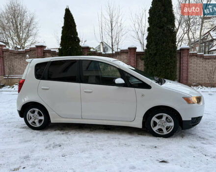 Белый Мицубиси Кольт, объемом двигателя 1.3 л и пробегом 120 тыс. км за 5550 $, фото 4 на Automoto.ua