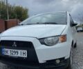 Белый Мицубиси Кольт, объемом двигателя 1.1 л и пробегом 190 тыс. км за 4000 $, фото 1 на Automoto.ua
