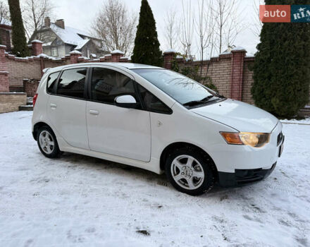 Белый Мицубиси Кольт, объемом двигателя 1.3 л и пробегом 120 тыс. км за 5550 $, фото 3 на Automoto.ua