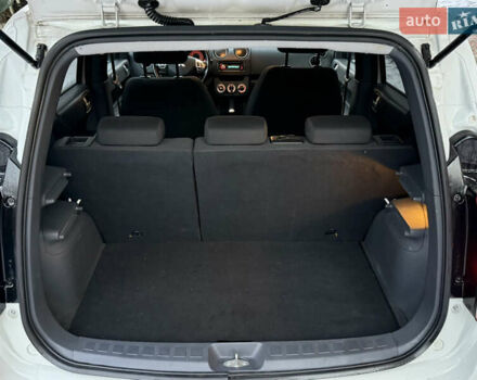 Белый Мицубиси Кольт, объемом двигателя 1.3 л и пробегом 120 тыс. км за 5550 $, фото 26 на Automoto.ua