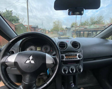 Білий Міцубісі Кольт, об'ємом двигуна 1.12 л та пробігом 205 тис. км за 4000 $, фото 9 на Automoto.ua