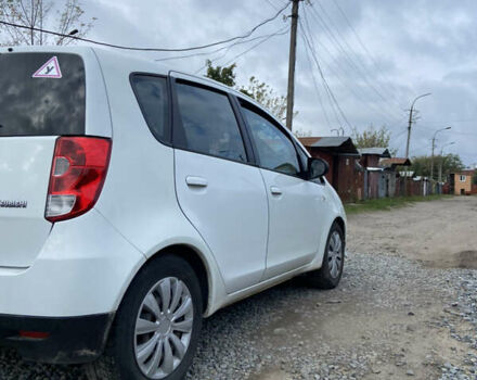 Білий Міцубісі Кольт, об'ємом двигуна 1.12 л та пробігом 205 тис. км за 4000 $, фото 3 на Automoto.ua