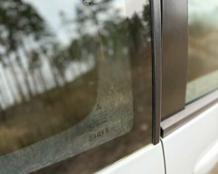 Білий Міцубісі Кольт, об'ємом двигуна 1.12 л та пробігом 203 тис. км за 4900 $, фото 5 на Automoto.ua