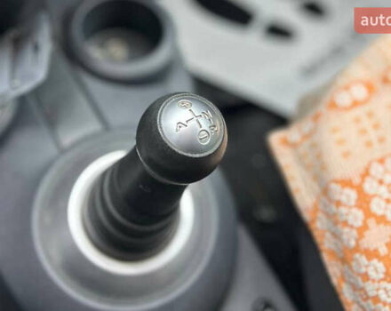 Білий Міцубісі Кольт, об'ємом двигуна 1.33 л та пробігом 138 тис. км за 7200 $, фото 9 на Automoto.ua