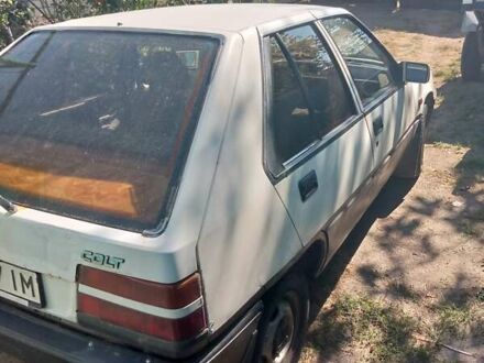 Міцубісі Кольт 1987 у Богуславе на Automoto.ua Білий Міцубісі Кольт, об'ємом двигуна 0 л та пробігом 250 тис. км за 1000 $, фото 1 на Automoto.ua