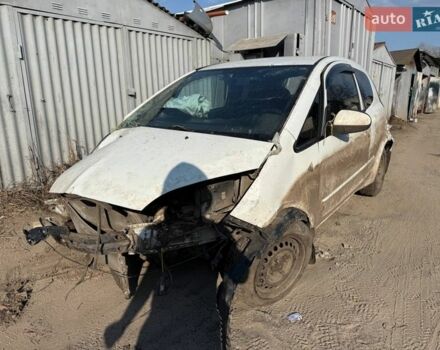 Белый Мицубиси Кольт, объемом двигателя 1.33 л и пробегом 99 тыс. км за 750 $, фото 1 на Automoto.ua