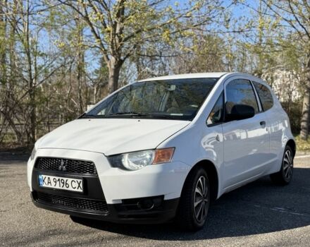 Белый Мицубиси Кольт, объемом двигателя 1.1 л и пробегом 151 тыс. км за 5799 $, фото 1 на Automoto.ua