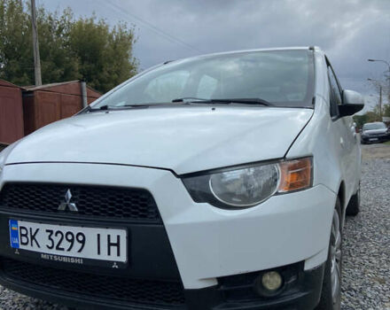 Білий Міцубісі Кольт, об'ємом двигуна 1.12 л та пробігом 205 тис. км за 4000 $, фото 1 на Automoto.ua
