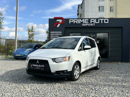 Мицубиси Кольт 2010 в Черновцах на Automoto.ua Белый Мицубиси Кольт, объемом двигателя 1.3 л и пробегом 125 тыс. км за 6300 $, фото 1 на Automoto.ua
