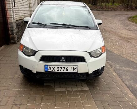 Белый Мицубиси Кольт, объемом двигателя 1.3 л и пробегом 110 тыс. км за 5500 $, фото 1 на Automoto.ua