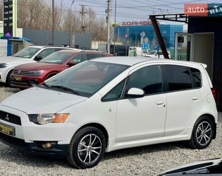 Белый Мицубиси Кольт, объемом двигателя 1.33 л и пробегом 140 тыс. км за 6999 $, фото 1 на Automoto.ua