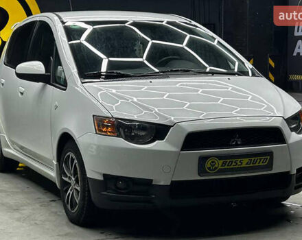 Білий Міцубісі Кольт, об'ємом двигуна 1.33 л та пробігом 138 тис. км за 7200 $, фото 1 на Automoto.ua