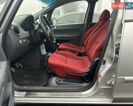 Бежевый Мицубиси Кольт, объемом двигателя 1.3 л и пробегом 189 тыс. км за 3850 $, фото 11 на Automoto.ua