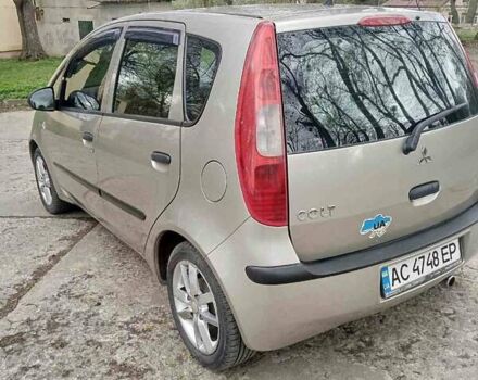 Бежевый Мицубиси Кольт, объемом двигателя 1.33 л и пробегом 280 тыс. км за 3900 $, фото 8 на Automoto.ua