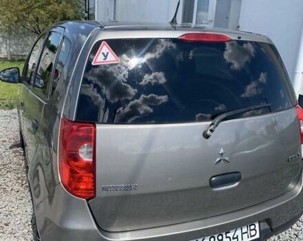 Бежевий Міцубісі Кольт, об'ємом двигуна 1.33 л та пробігом 160 тис. км за 5600 $, фото 2 на Automoto.ua