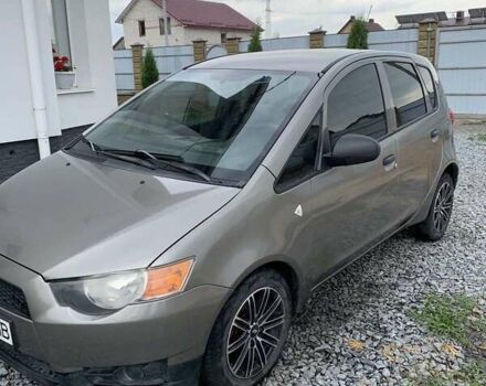 Бежевий Міцубісі Кольт, об'ємом двигуна 1.33 л та пробігом 160 тис. км за 5600 $, фото 5 на Automoto.ua
