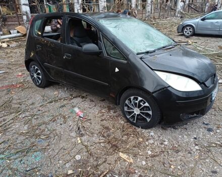 Черный Мицубиси Кольт, объемом двигателя 1.3 л и пробегом 215 тыс. км за 1183 $, фото 2 на Automoto.ua