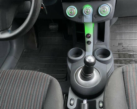 Черный Мицубиси Кольт, объемом двигателя 1.3 л и пробегом 114 тыс. км за 4000 $, фото 18 на Automoto.ua