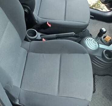 Міцубісі Кольт 2005 у Житомирі на Automoto.ua Чорний Міцубісі Кольт, об'ємом двигуна 1.33 л та пробігом 156 тис. км за 3598 $, фото 49 на Automoto.ua