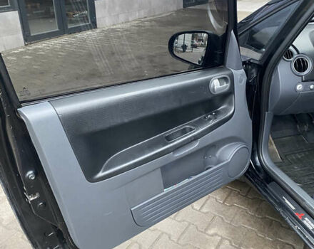 Черный Мицубиси Кольт, объемом двигателя 1.3 л и пробегом 114 тыс. км за 4000 $, фото 9 на Automoto.ua